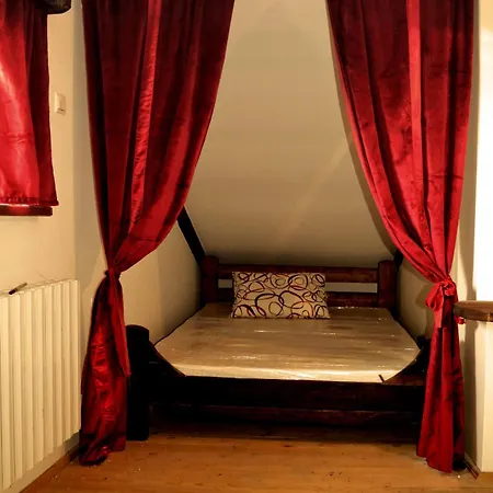 Hostel S Novi Sad